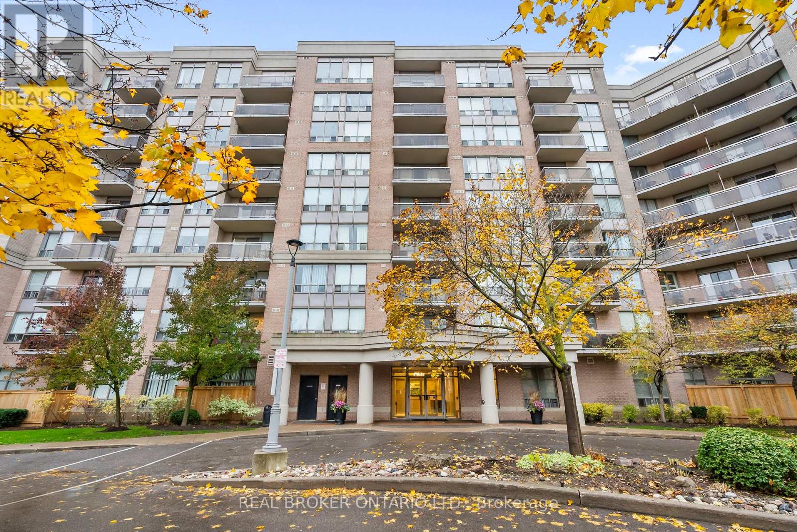 601 - 1720 Eglinton Avenue E, Toronto, Ontario  M4A 2X8 - Photo 2 - C13084398