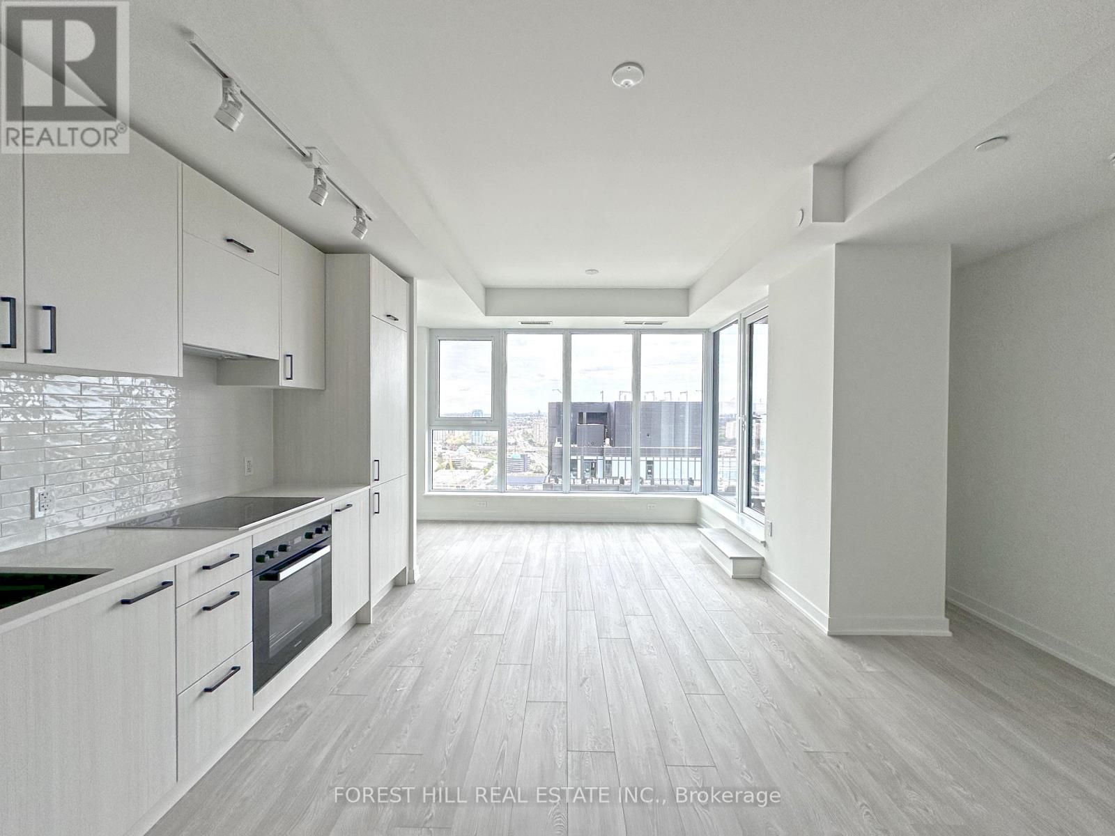 3810 - 1 Quarrington Lane, Toronto, Ontario  M3C 0S4 - Photo 3 - C13084452