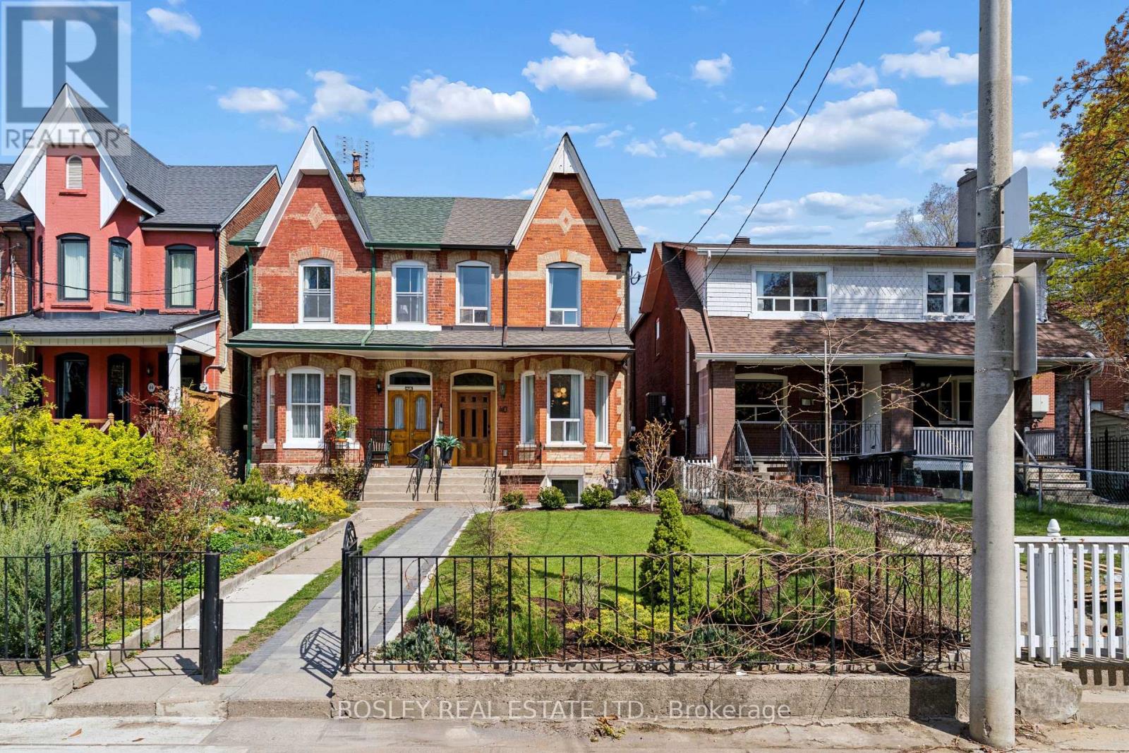 40 HALTON STREET, Toronto, Ontario