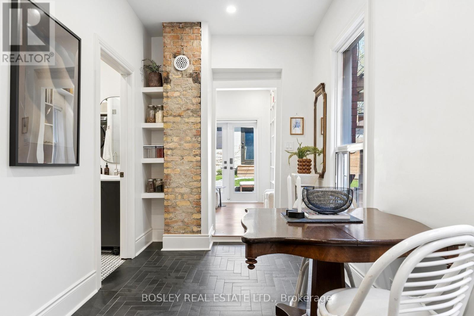 40 Halton Street, Toronto, Ontario  M6J 1R3 - Photo 13 - C13084462