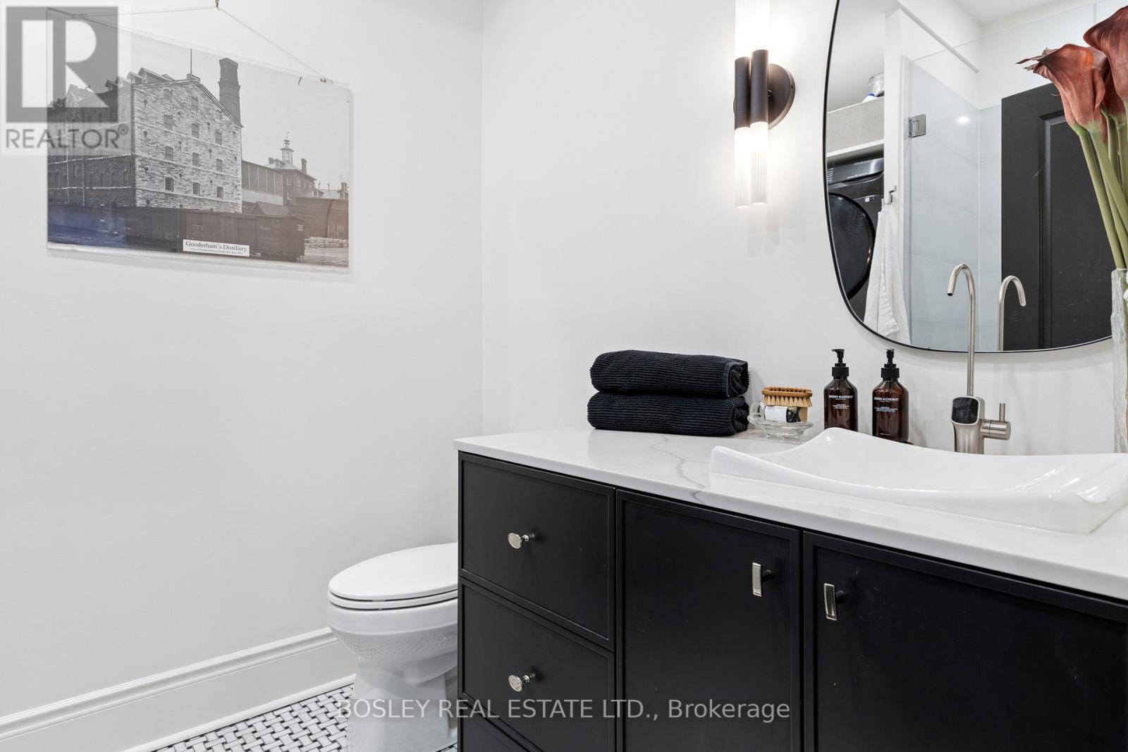 40 Halton Street, Toronto, Ontario  M6J 1R3 - Photo 14 - C13084462