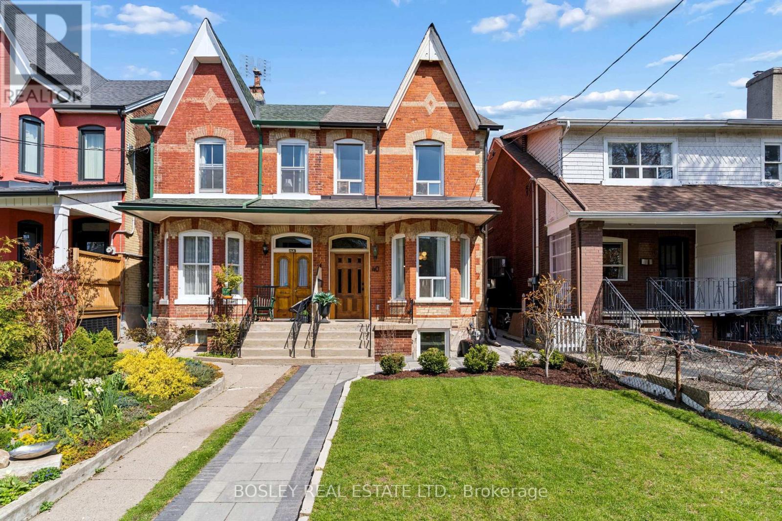 40 Halton Street, Toronto, Ontario  M6J 1R3 - Photo 3 - C13084462