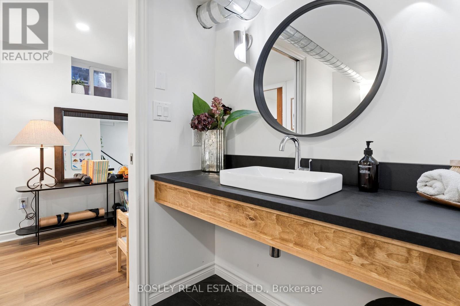 40 Halton Street, Toronto, Ontario  M6J 1R3 - Photo 42 - C13084462