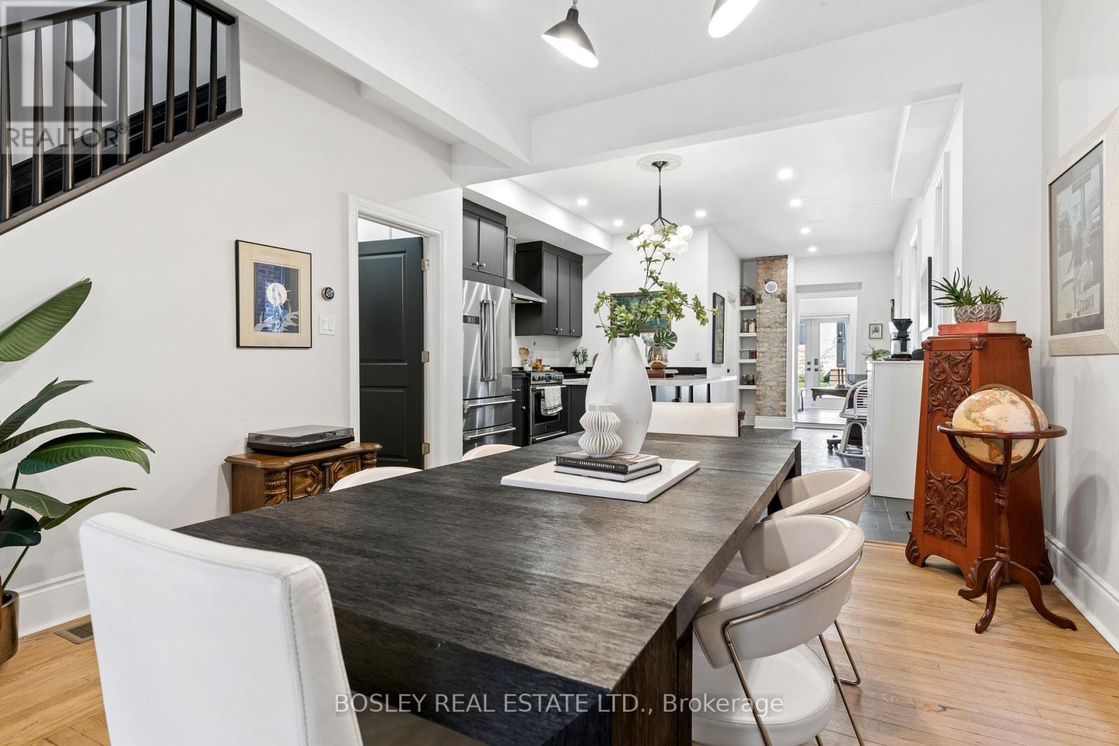 40 Halton Street, Toronto, Ontario  M6J 1R3 - Photo 9 - C13084462
