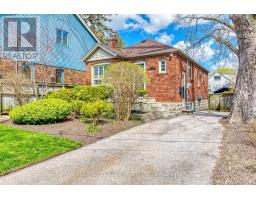 20 1/2 EAST ROAD, Toronto, Ontario