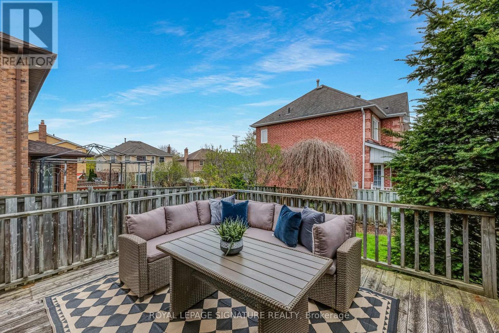 1204 Maple Gate Road, Pickering, Ontario  L1X 1T1 - Photo 32 - E13084320