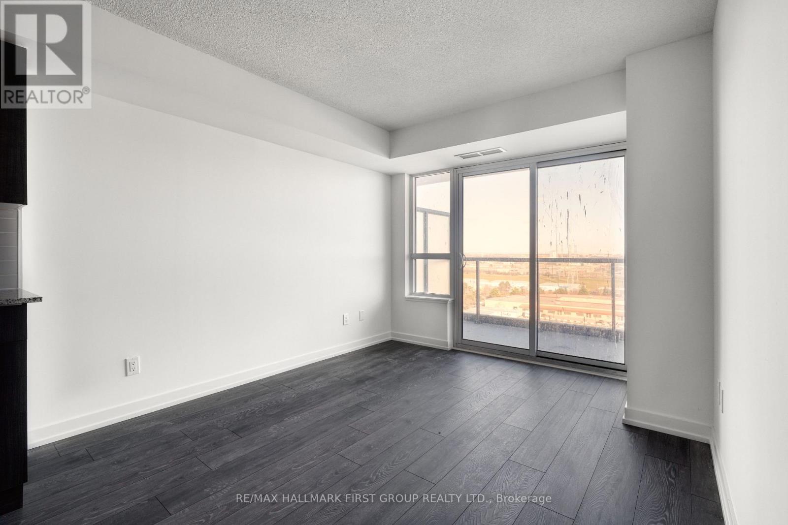 1411 - 1455 Celebration Drive, Pickering, Ontario  L1W 1L8 - Photo 6 - E13084400