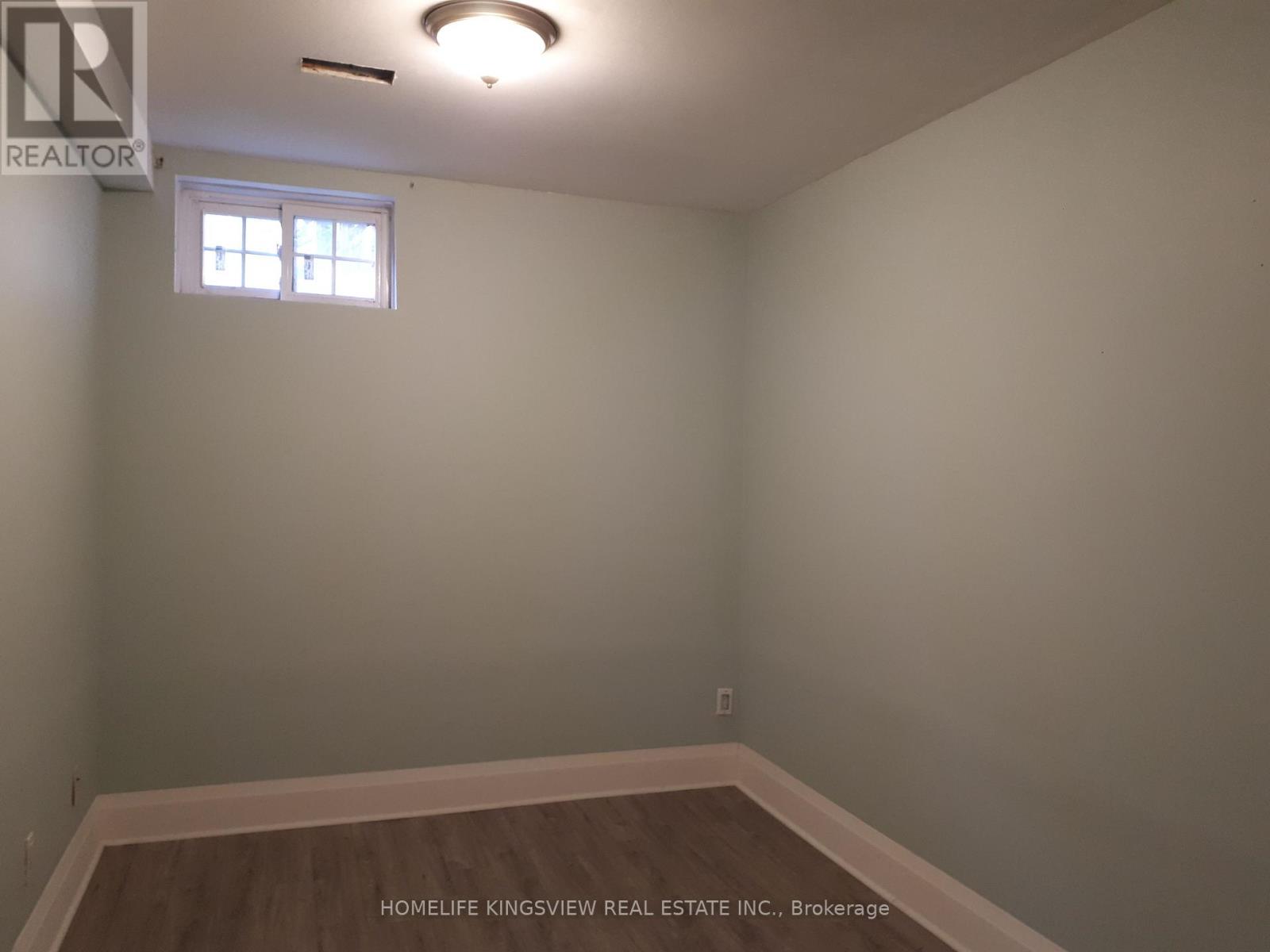 18 Corvette Avenue, Toronto, Ontario  M1K 3E8 - Photo 6 - E13084432