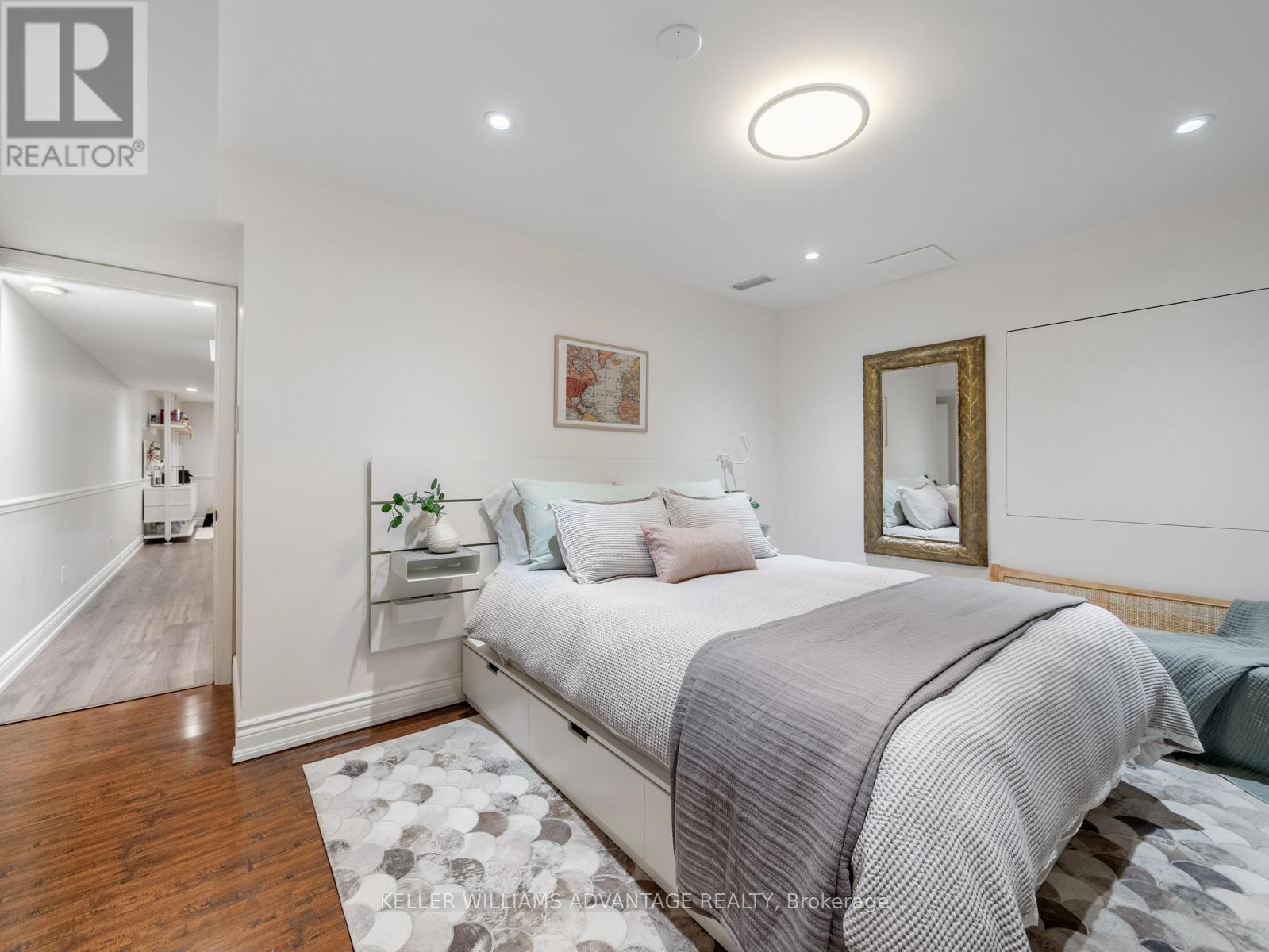 87 Boardwalk Drive, Toronto, Ontario  M4L 3X9 - Photo 37 - E13084442