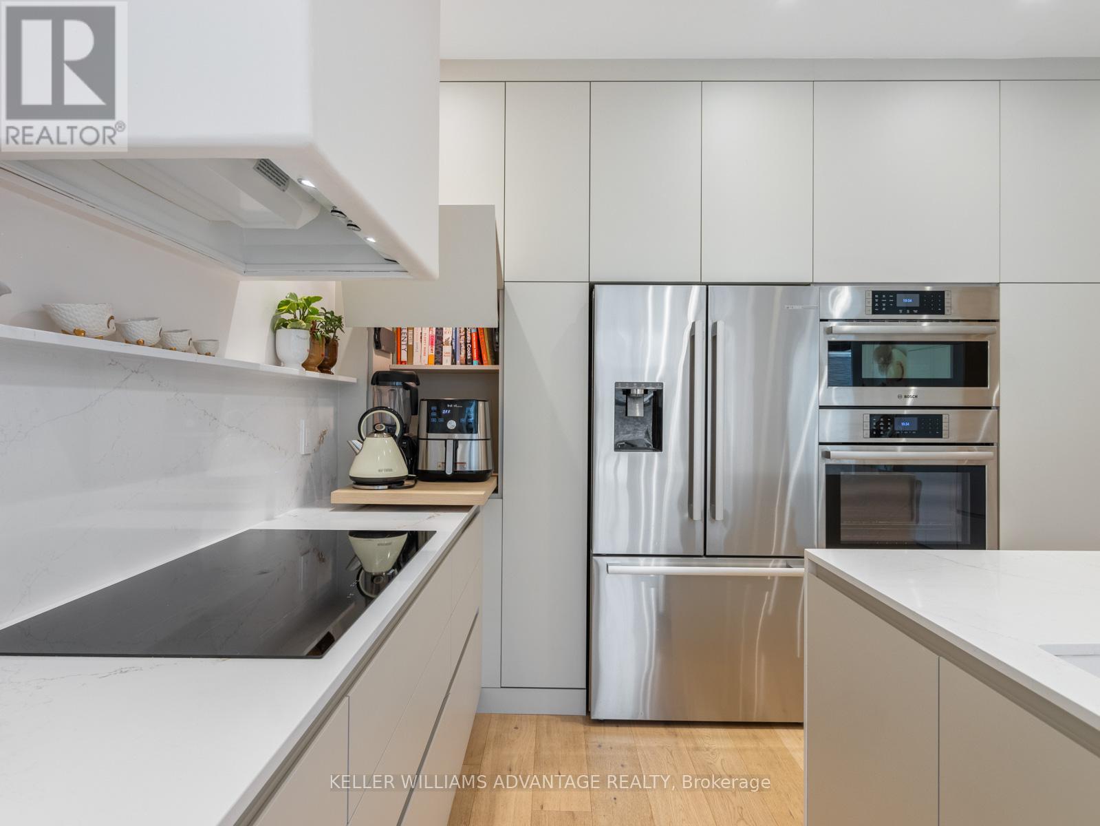 87 Boardwalk Drive, Toronto, Ontario  M4L 3X9 - Photo 38 - E13084442
