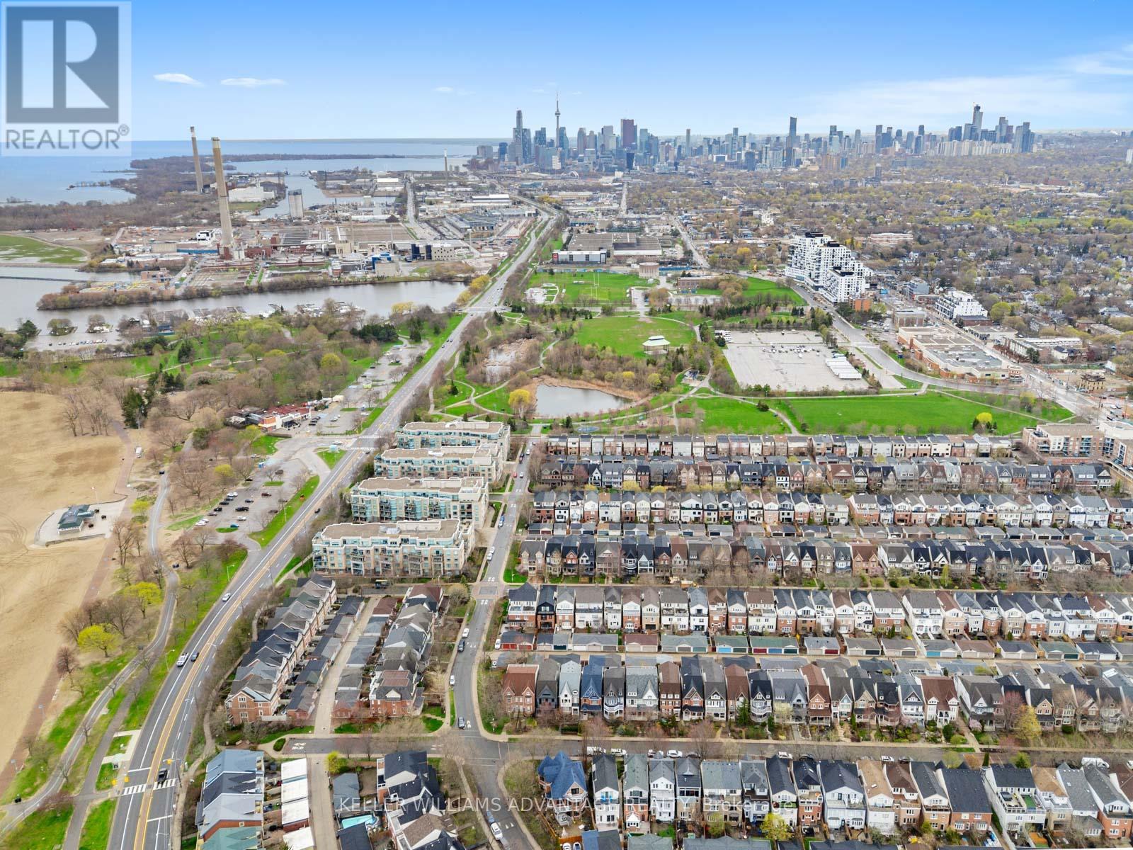 87 Boardwalk Drive, Toronto, Ontario  M4L 3X9 - Photo 47 - E13084442