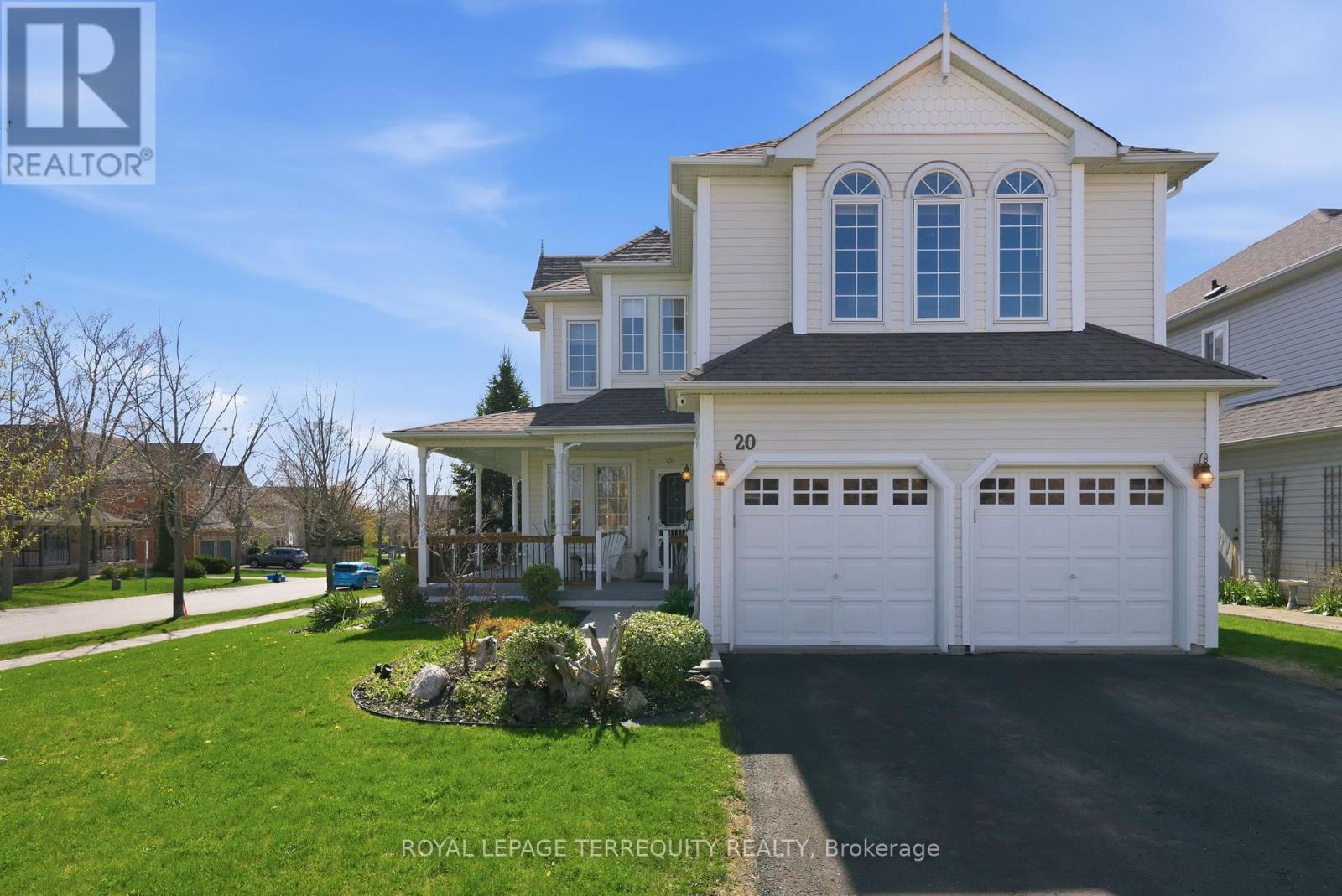 20 Selkirk Drive, Whitby, Ontario  L1M 2E6 - Photo 2 - E13084458