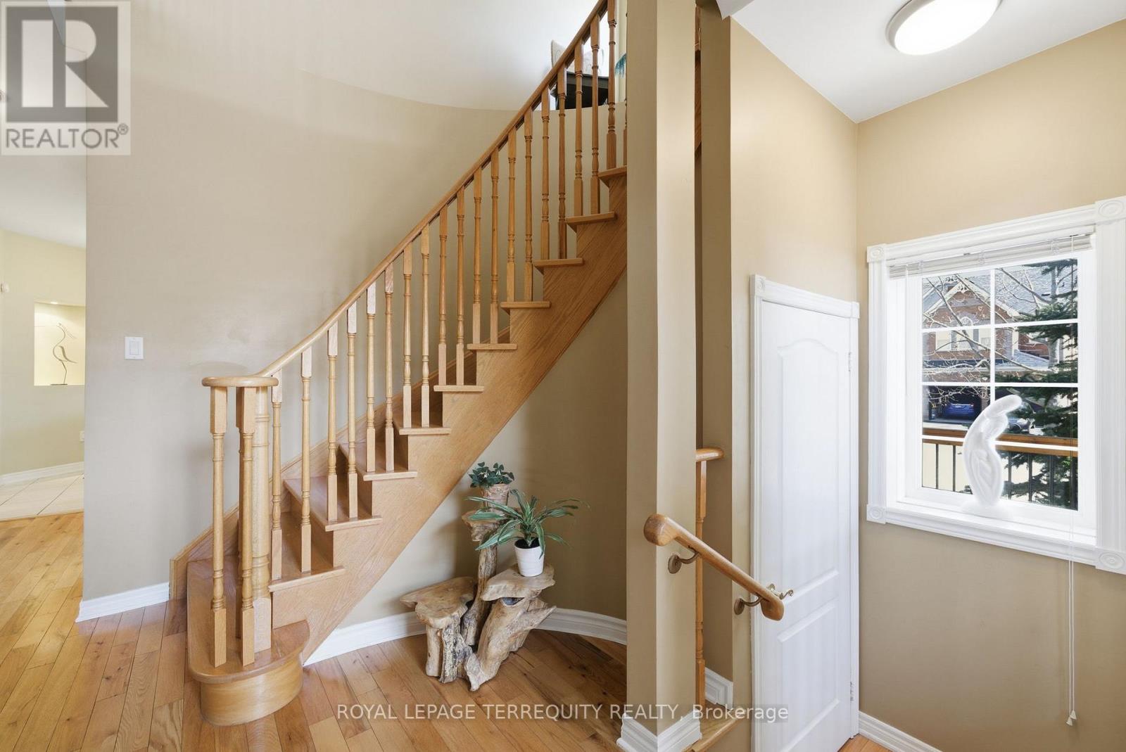 20 Selkirk Drive, Whitby, Ontario  L1M 2E6 - Photo 24 - E13084458