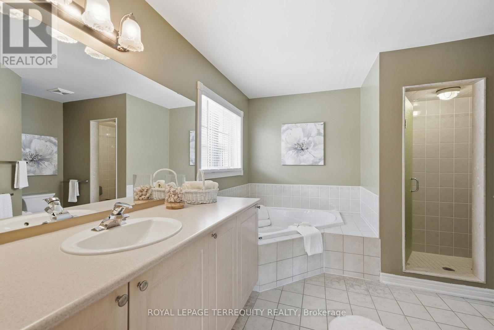 20 Selkirk Drive, Whitby, Ontario  L1M 2E6 - Photo 33 - E13084458