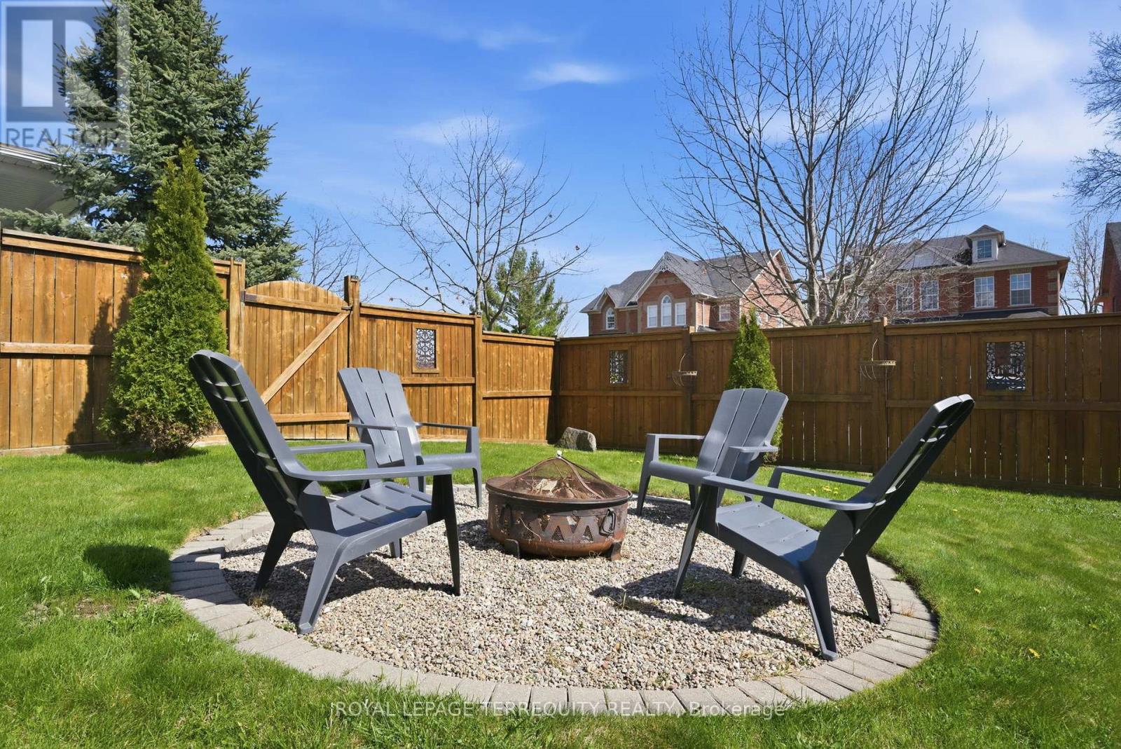 20 Selkirk Drive, Whitby, Ontario  L1M 2E6 - Photo 43 - E13084458