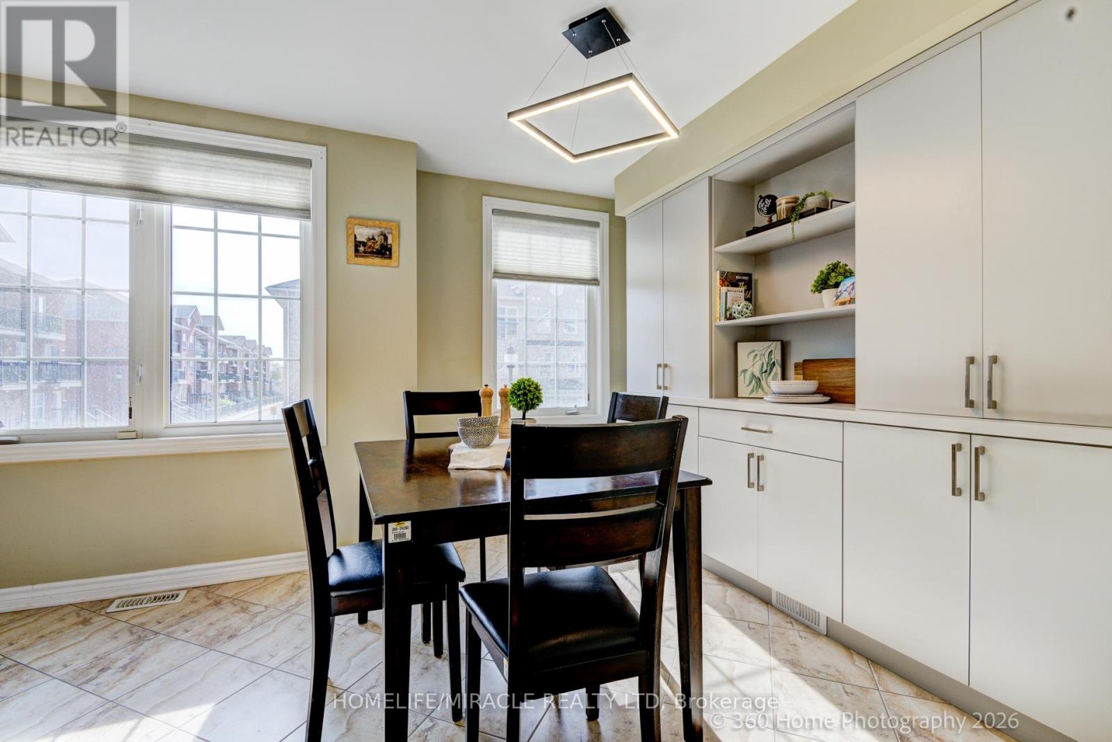 48 Strangford Lane, Toronto, Ontario  M1L 0E4 - Photo 12 - E13084460