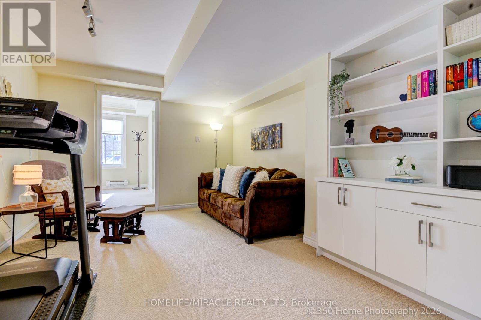 48 Strangford Lane, Toronto, Ontario  M1L 0E4 - Photo 26 - E13084460