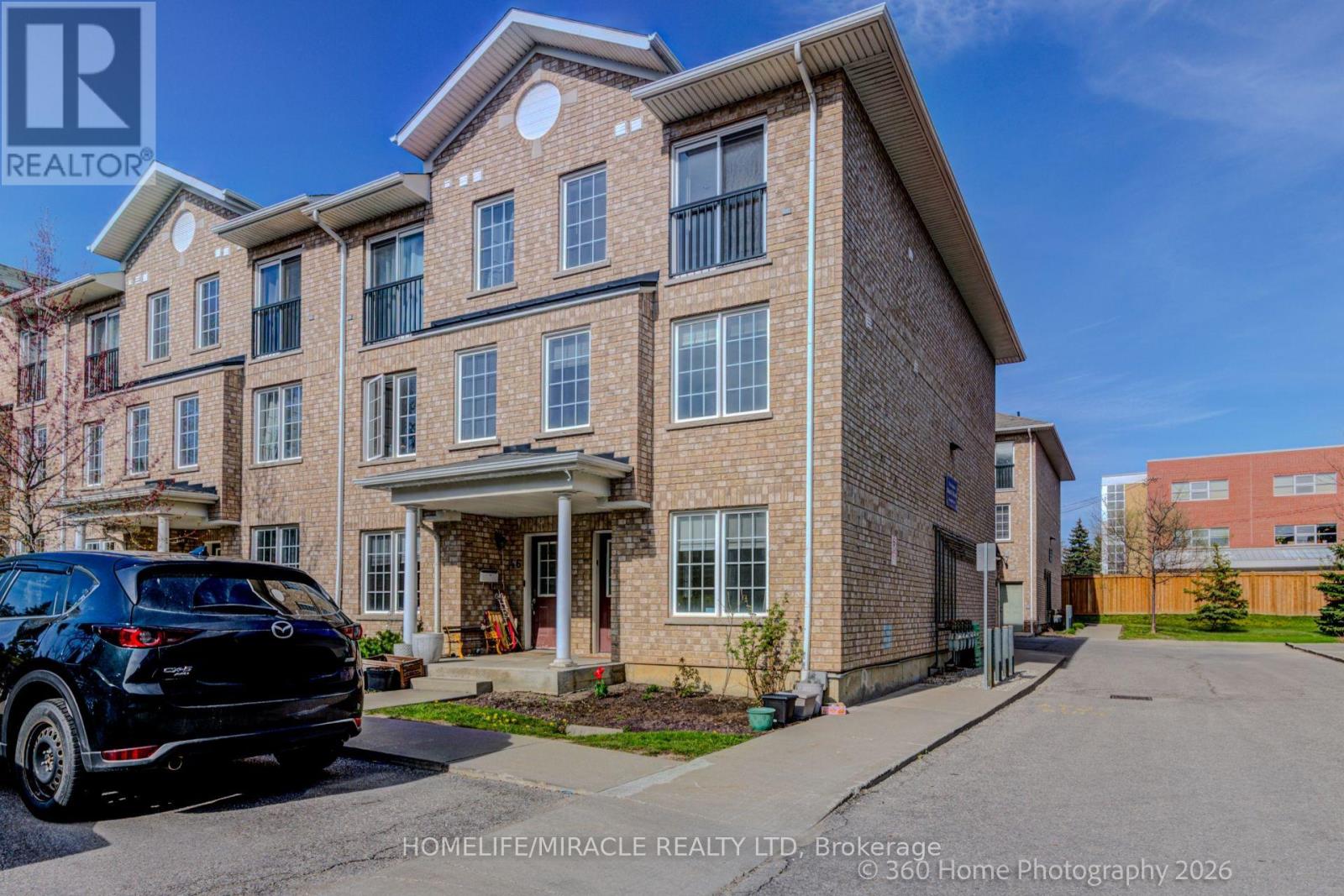 48 Strangford Lane, Toronto, Ontario  M1L 0E4 - Photo 27 - E13084460