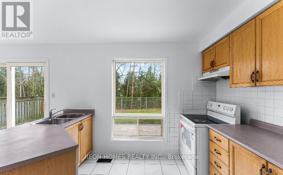 1885 Dalhousie Crescent, Oshawa, Ontario  L1G 8C4 - Photo 11 - E13084476