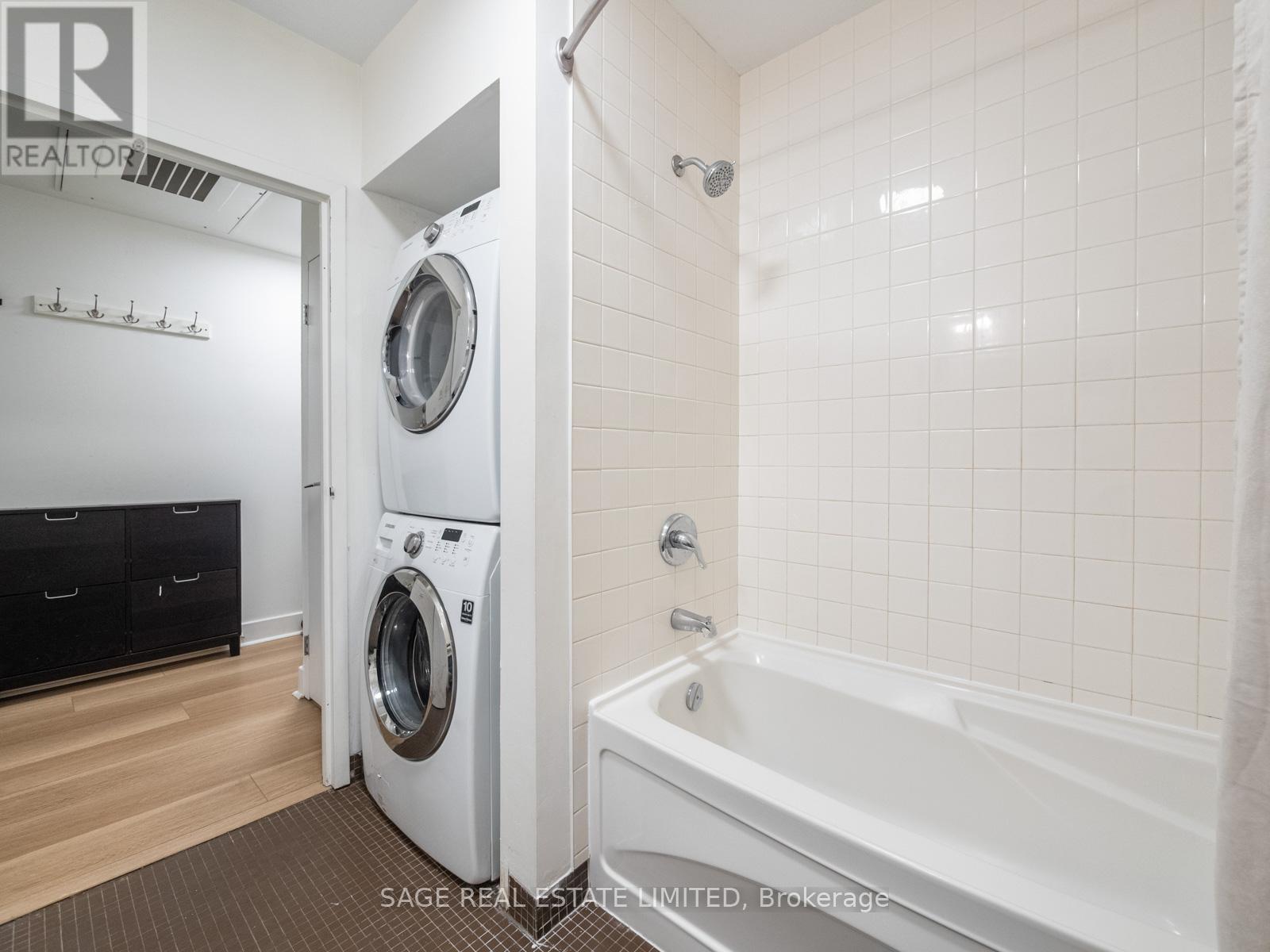 811 - 233 Carlaw Avenue, Toronto, Ontario  M4M 3N6 - Photo 28 - E13084500