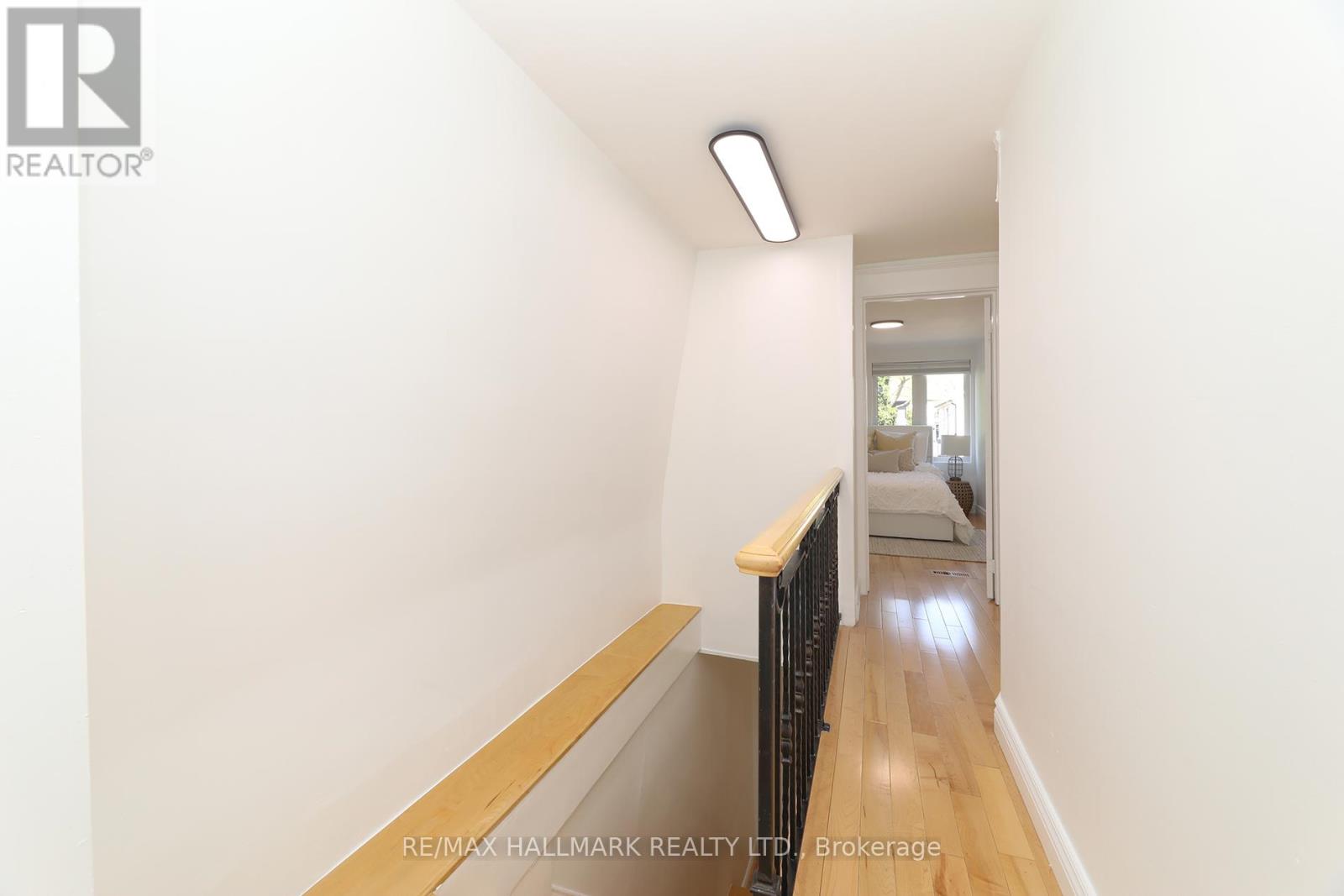 787 Sammon Avenue, Toronto, Ontario  M4C 2E6 - Photo 15 - E13084526