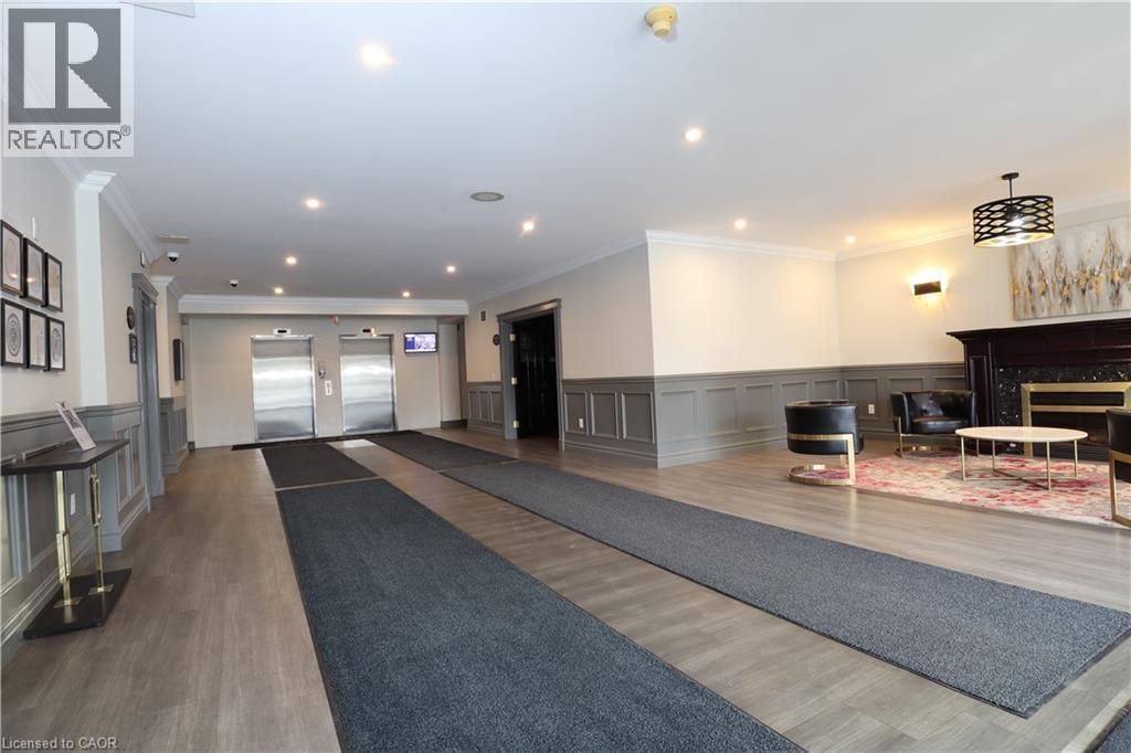 255 Keats Way Unit# 1207, Waterloo, Ontario  N2L 6N6 - Photo 4 - 40827248