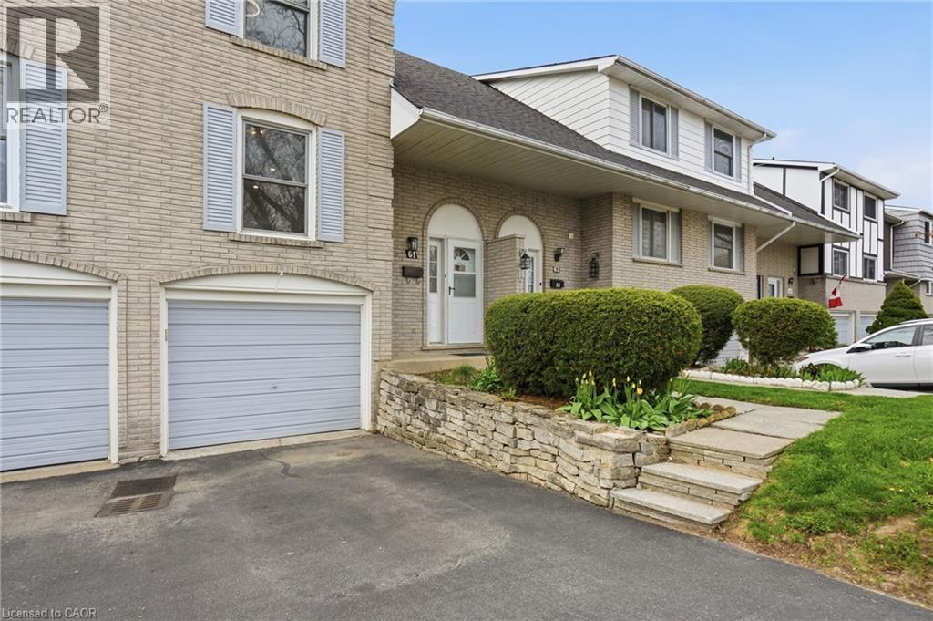 61-61 Albright Road, Hamilton, Ontario  L8K 6H5 - Photo 2 - 40827048