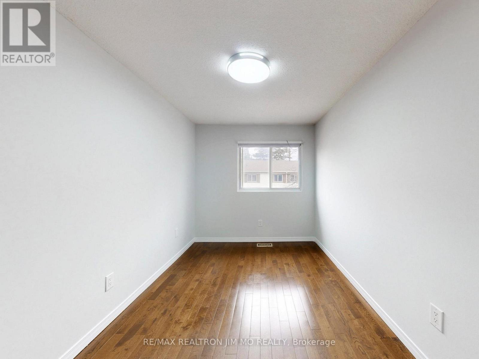 130 Jenny Wren Way, Toronto, Ontario  M2H 2Z2 - Photo 32 - C12982474