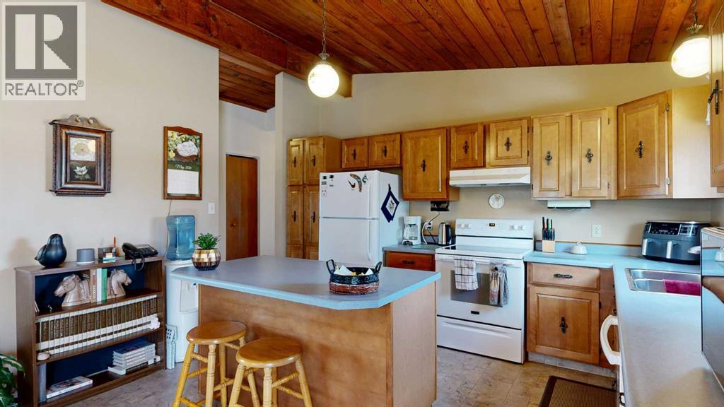 39507 Hwy 56, County Of, Alberta  T0C 2L0 - Photo 3 - A2307561