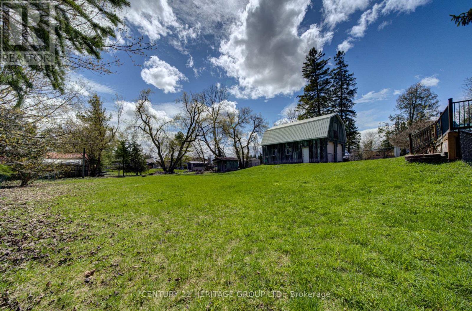2107 Victoria Street, Innisfil (Stroud), Ontario  L9S 1J7 - Photo 16 - N13084242