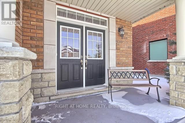 154 Peter Rupert Avenue, Vaughan, Ontario  L6A 0Y5 - Photo 3 - N13084326