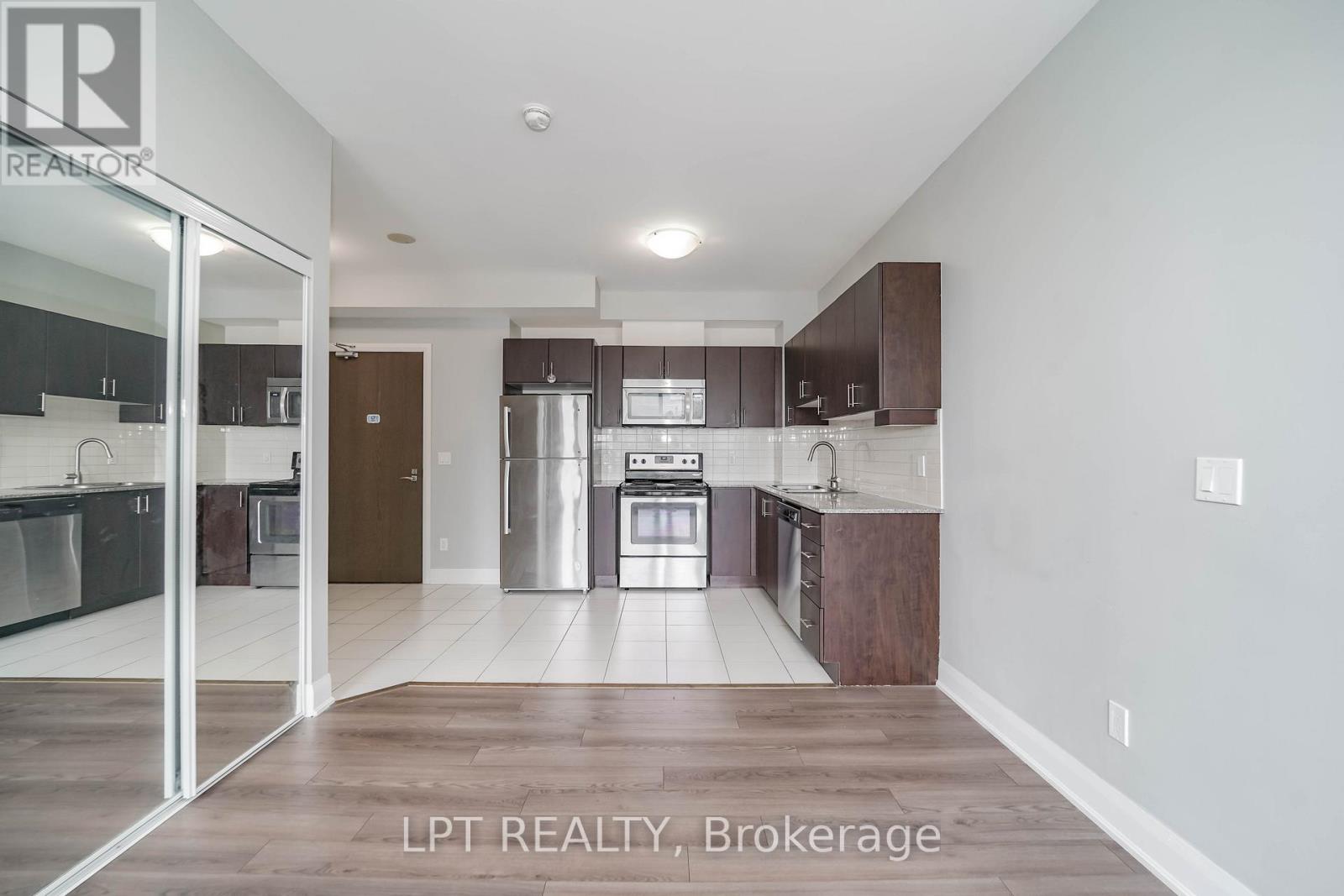 312 - 2900 Highway 7 W, Vaughan, Ontario  L4K 0G3 - Photo 8 - N13084340