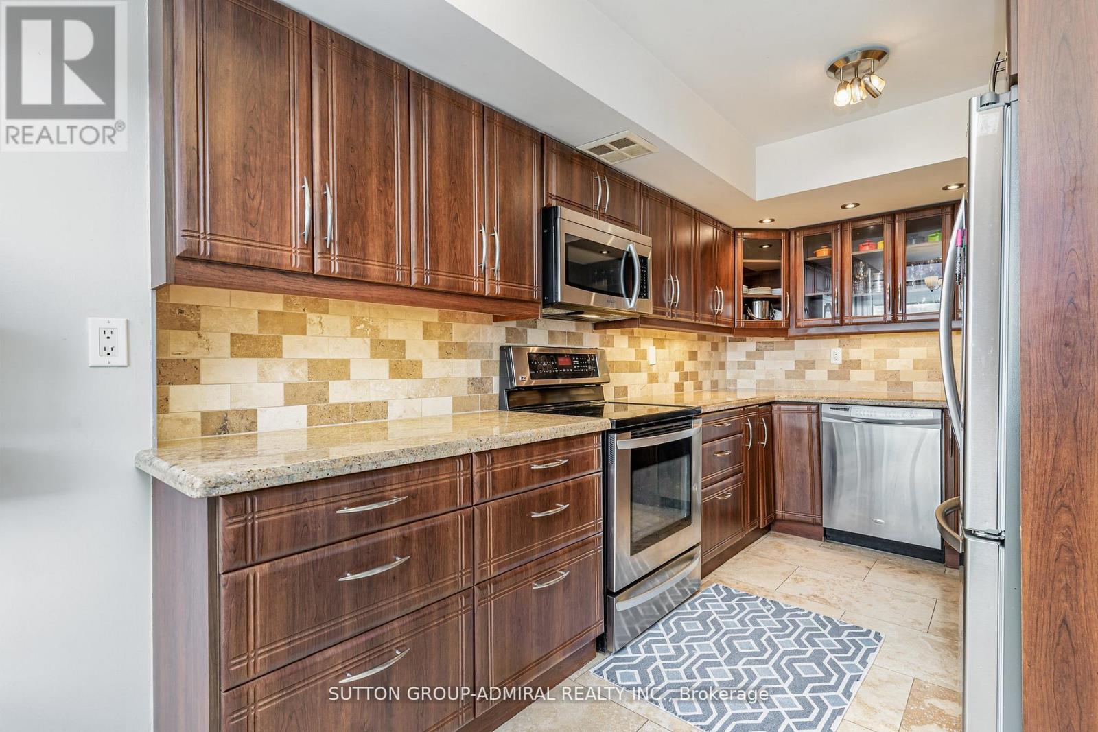 807 - 7440 Bathurst Street, Vaughan, Ontario  L4J 7K8 - Photo 13 - N13084404