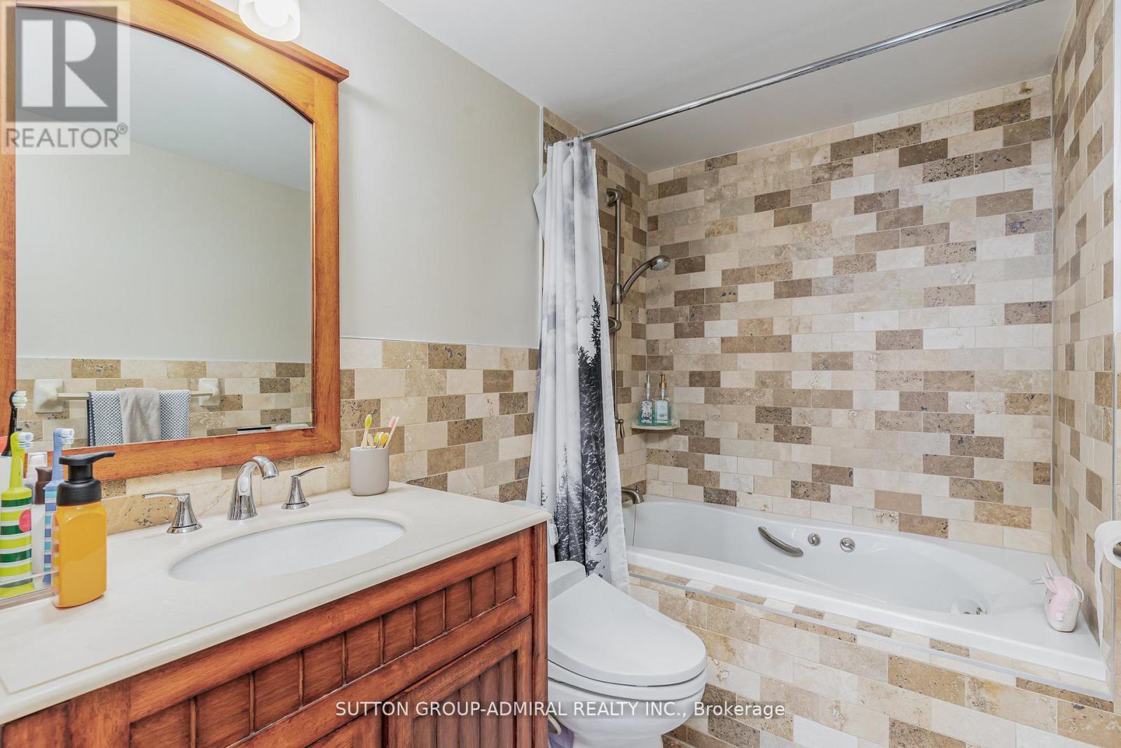 807 - 7440 Bathurst Street, Vaughan, Ontario  L4J 7K8 - Photo 22 - N13084404