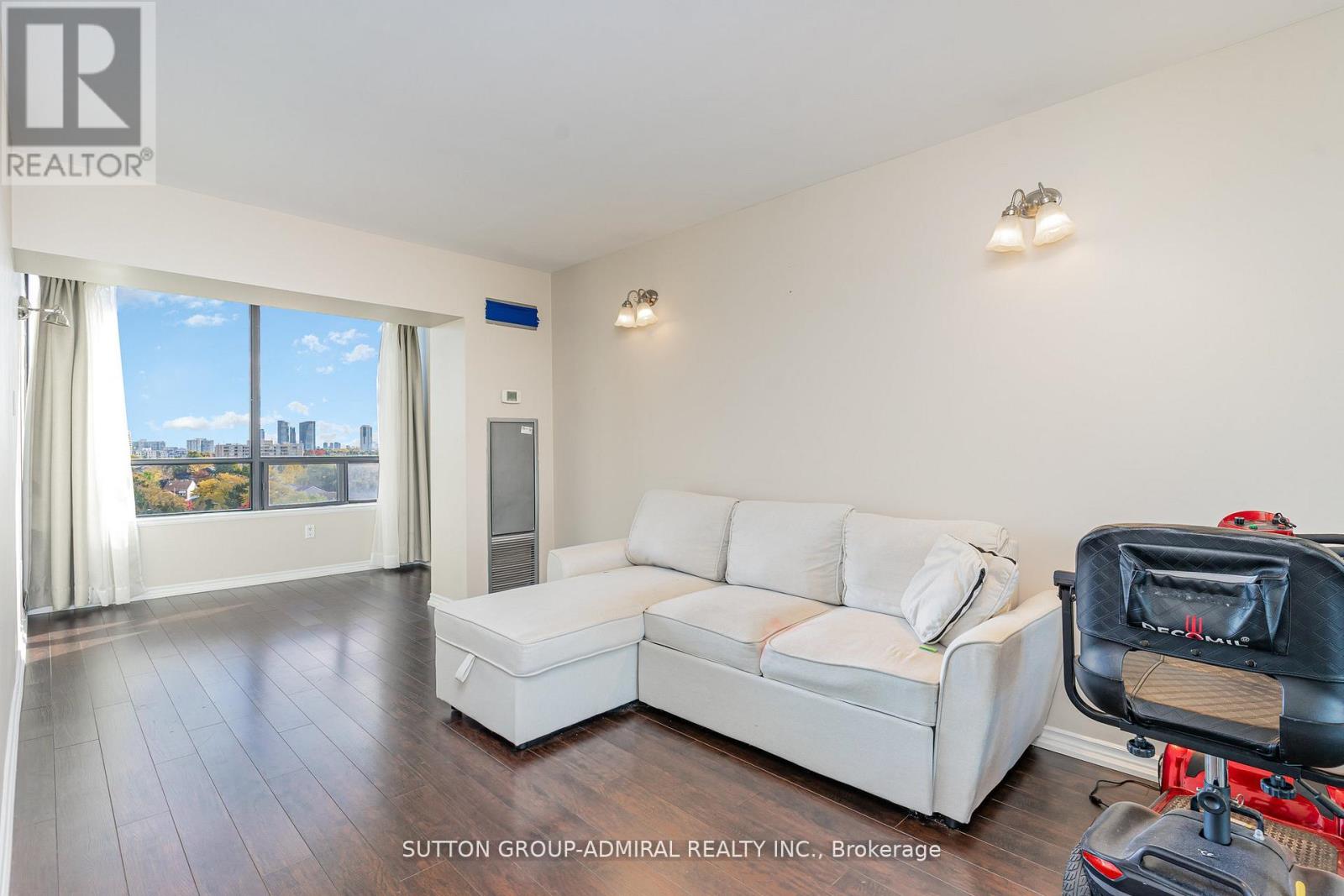 807 - 7440 Bathurst Street, Vaughan, Ontario  L4J 7K8 - Photo 6 - N13084404