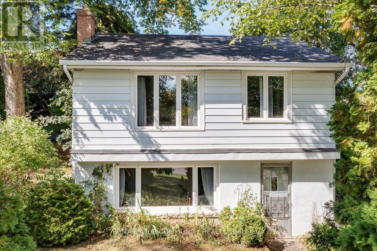 258 Lakeview Boulevard, Georgina, Ontario  L4P 2Y3 - Photo 3 - N13084444