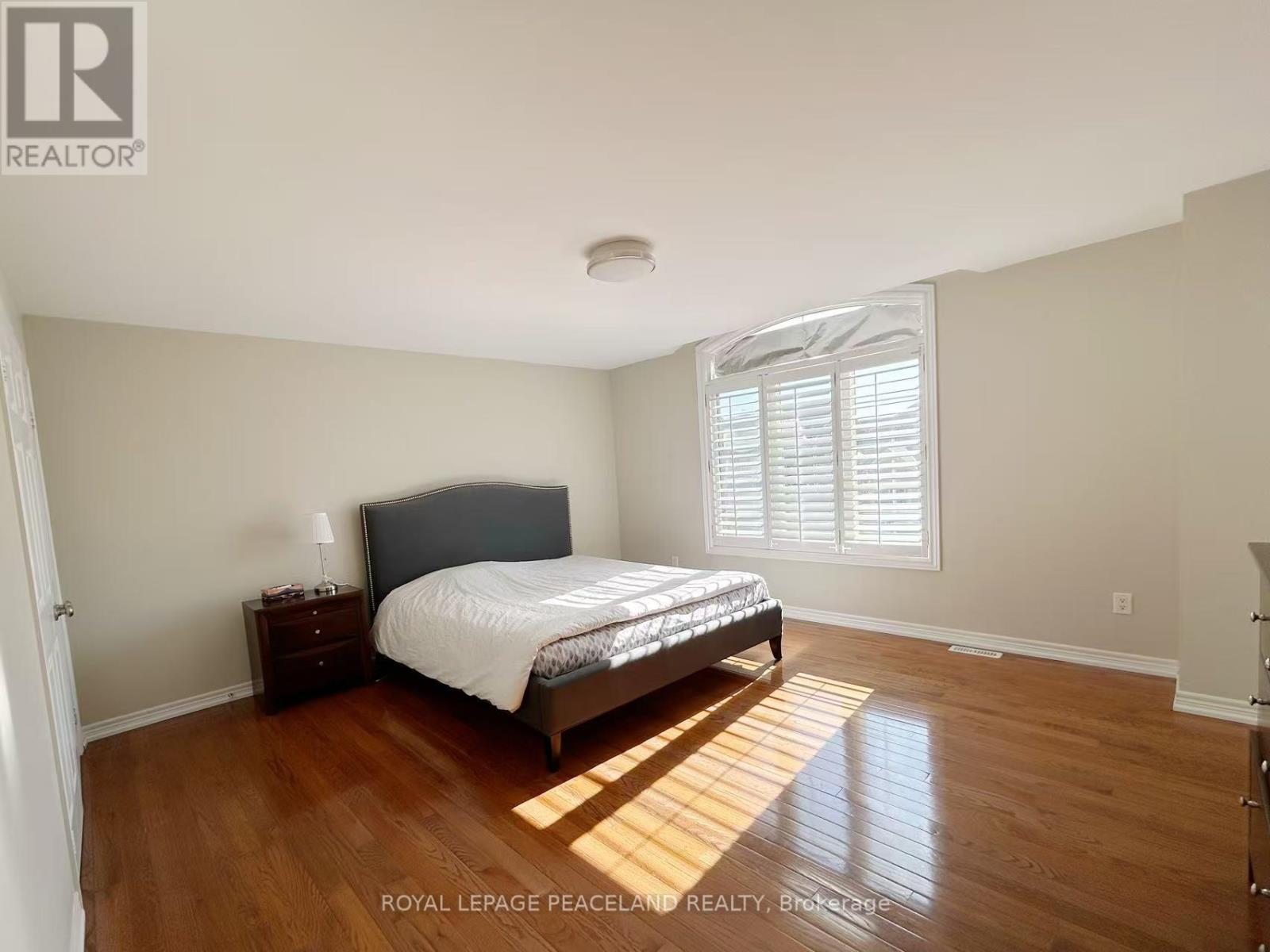 23 Halldorson Avenue, Aurora, Ontario  L4G 7Z1 - Photo 13 - N13084482
