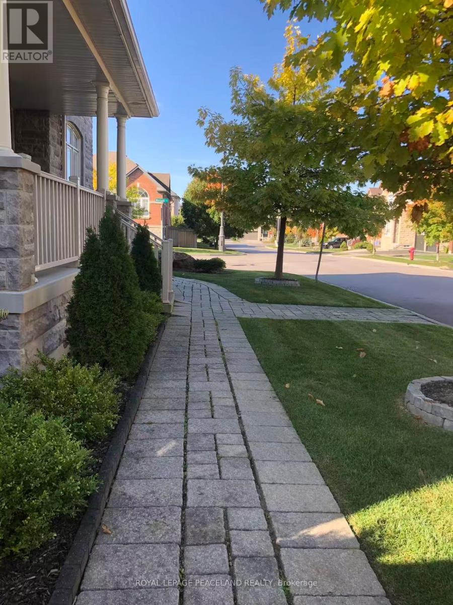 23 Halldorson Avenue, Aurora, Ontario  L4G 7Z1 - Photo 20 - N13084482