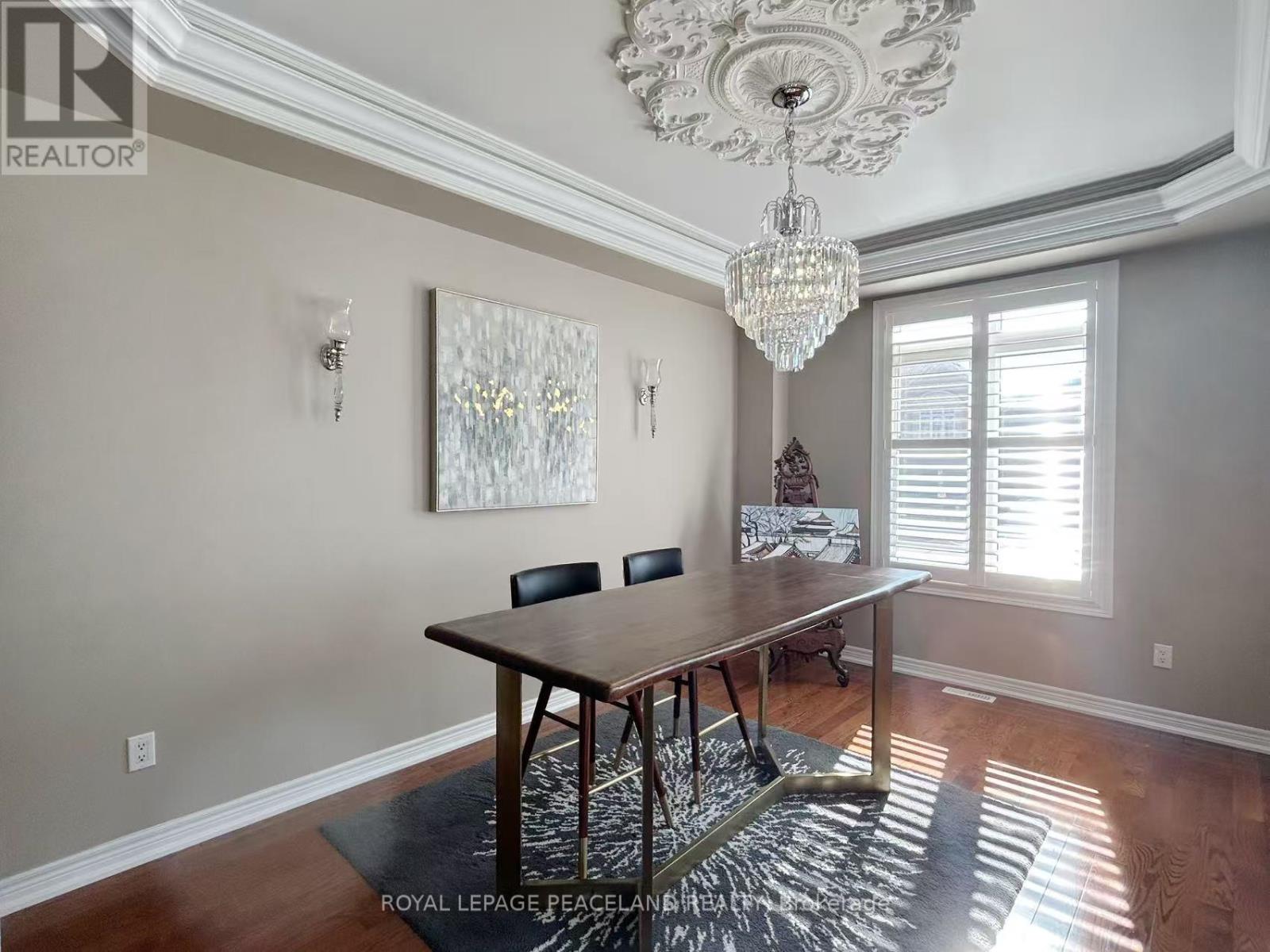 23 Halldorson Avenue, Aurora, Ontario  L4G 7Z1 - Photo 4 - N13084482