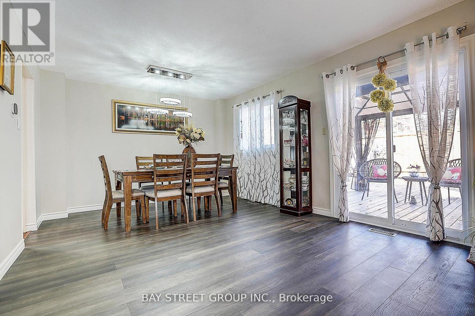43 Bluesky Crescent, Richmond Hill, Ontario  L4C 8J2 - Photo 13 - N13084528
