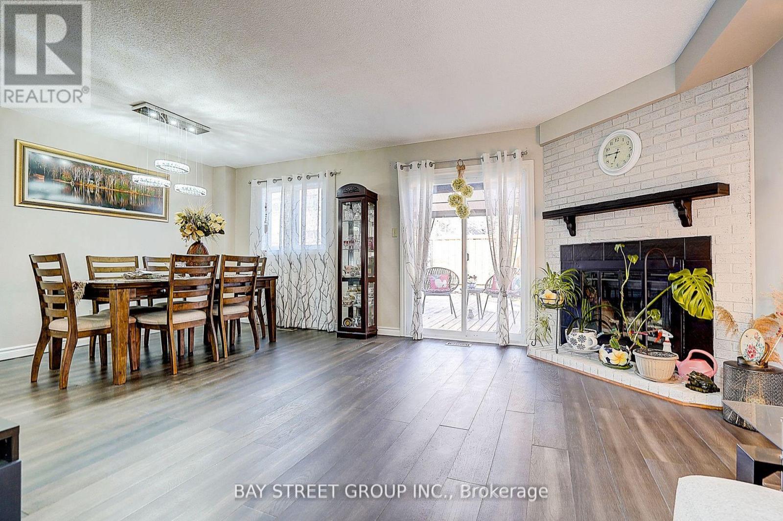 43 Bluesky Crescent, Richmond Hill, Ontario  L4C 8J2 - Photo 14 - N13084528