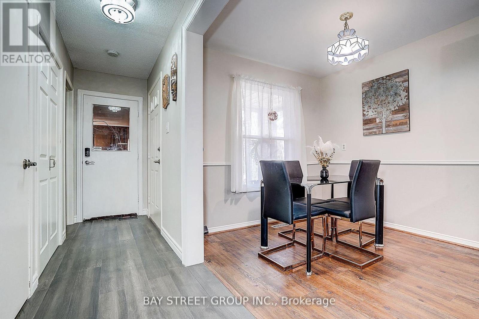 43 Bluesky Crescent, Richmond Hill, Ontario  L4C 8J2 - Photo 17 - N13084528