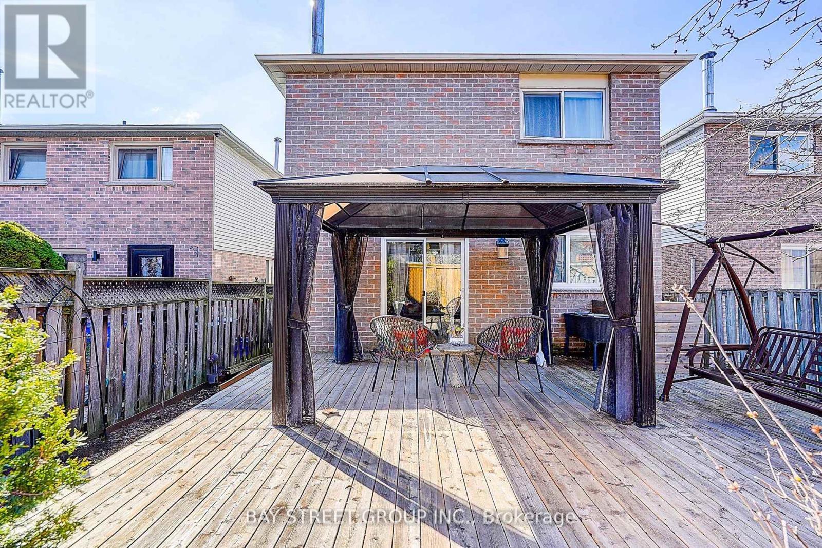 43 Bluesky Crescent, Richmond Hill, Ontario  L4C 8J2 - Photo 46 - N13084528