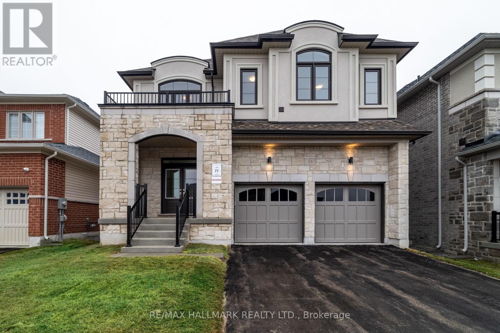 19 STENNETT DRIVE, Georgina, Ontario