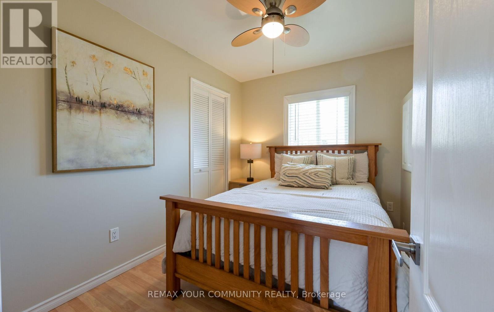 285 Kenwood Avenue, Georgina, Ontario  L4P 2X6 - Photo 21 - N13084566