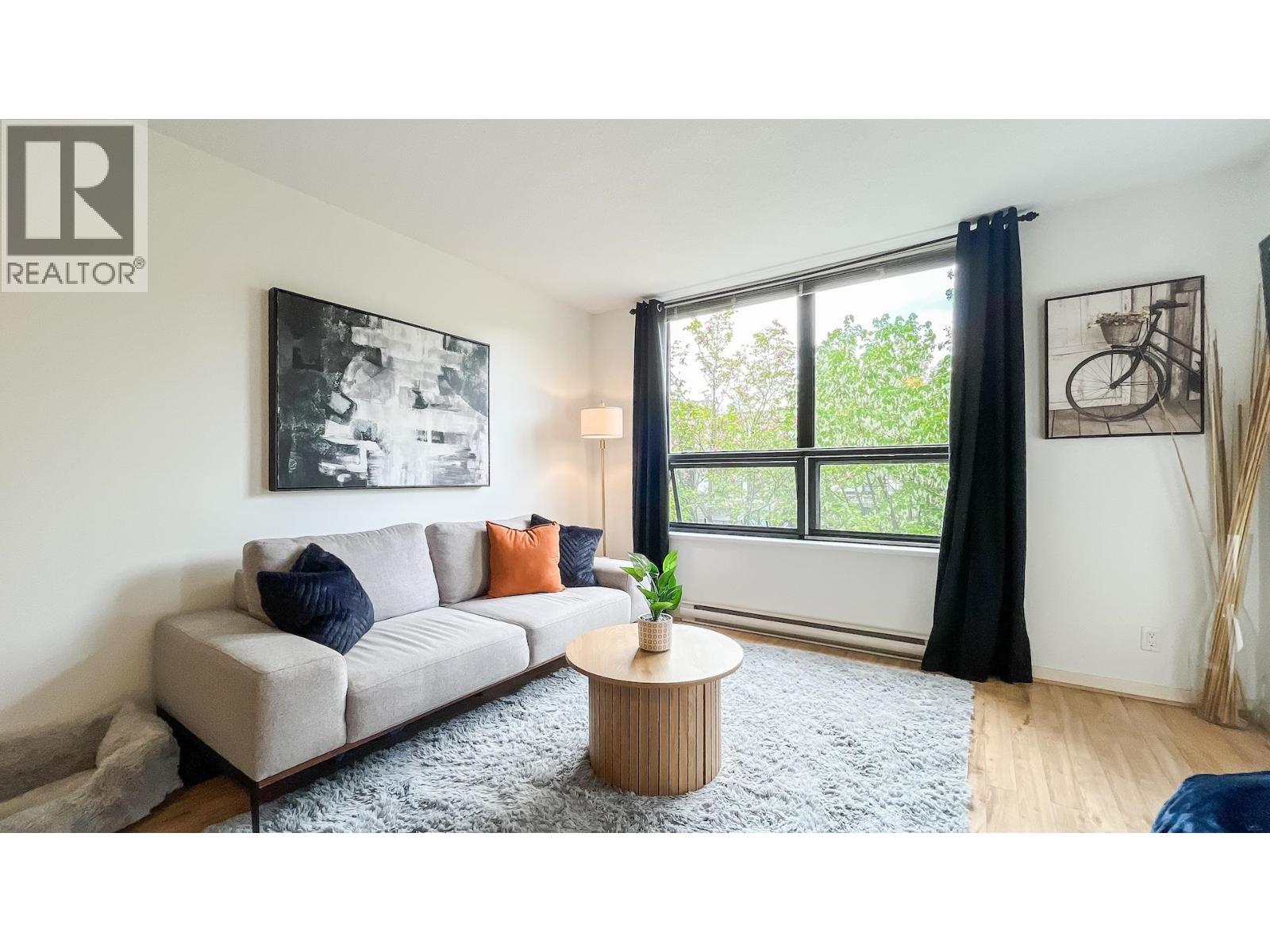 305 3638 Vanness Avenue, Vancouver, British Columbia  V5R 6H6 - Photo 2 - R3119401