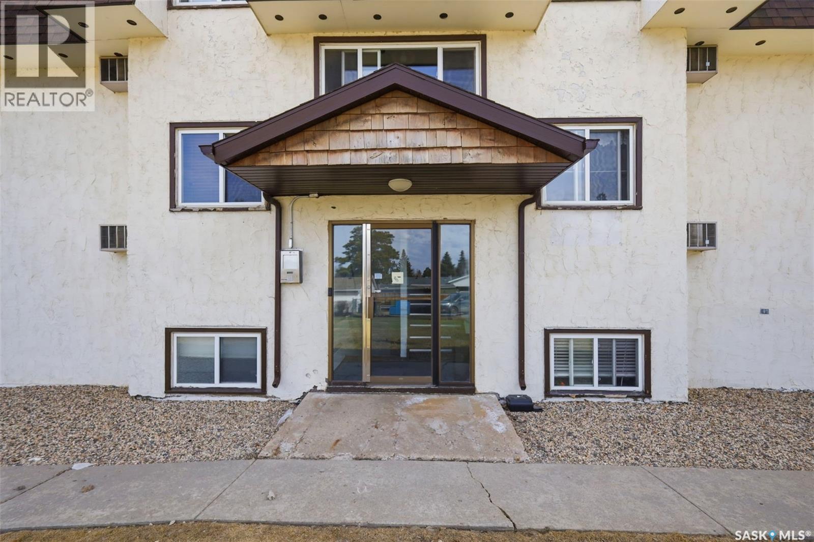 14 3825 Luther Place, Saskatoon, Saskatchewan  S7H 4B1 - Photo 2 - SK034917