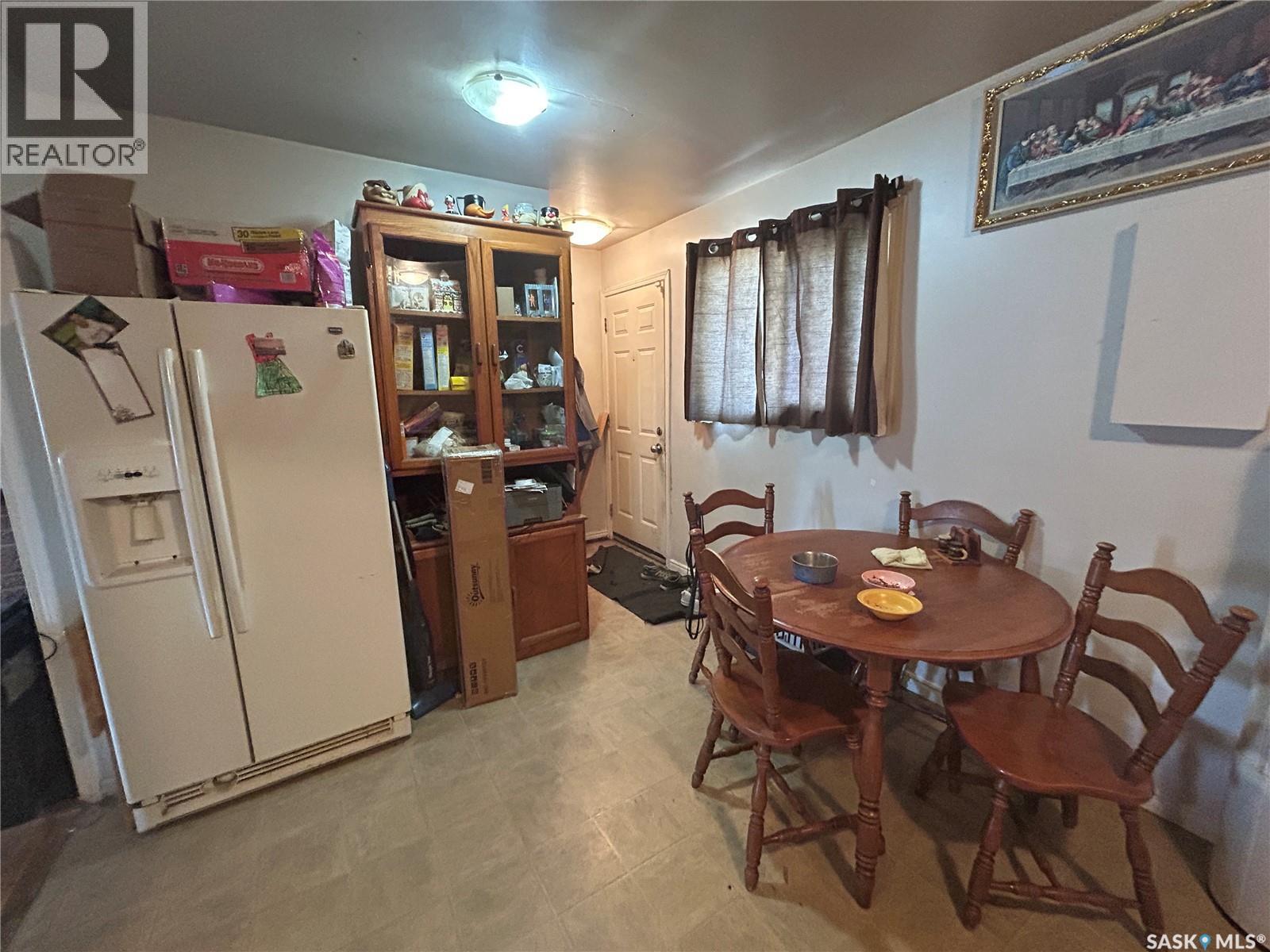 514 W Avenue S, Saskatoon, Saskatchewan  S7M 3G8 - Photo 4 - SK034887