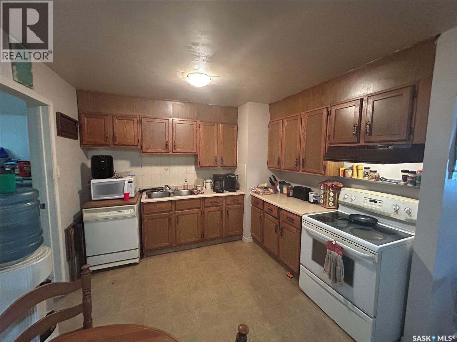 514 W Avenue S, Saskatoon, Saskatchewan  S7M 3G8 - Photo 5 - SK034887
