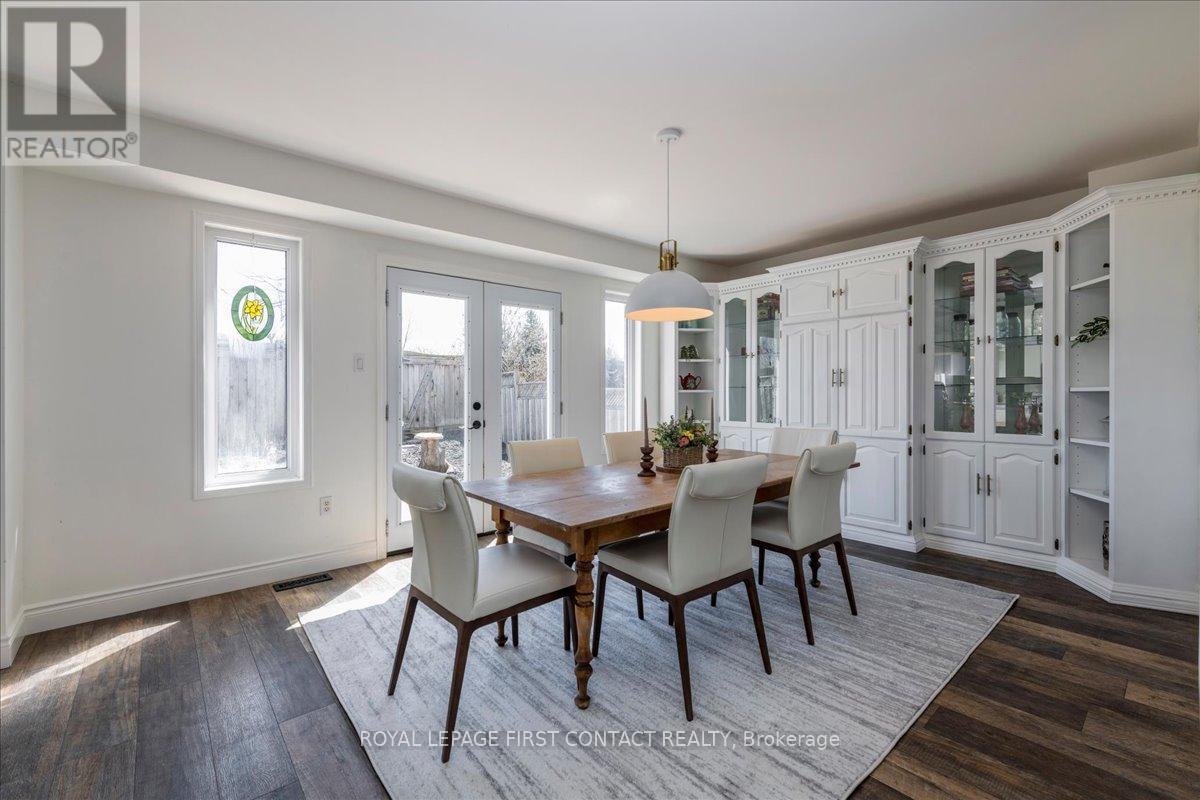 83 Violet Street, Barrie (Holly), Ontario  L4N 9N3 - Photo 10 - S13084428